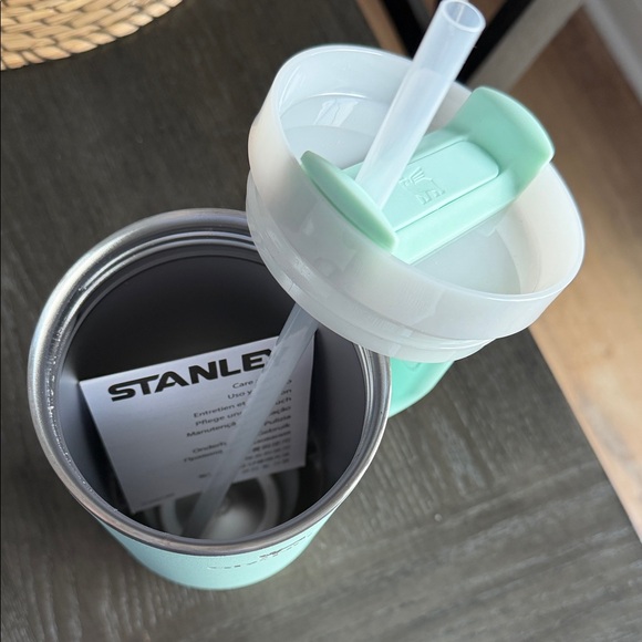 Stanley Pastel Green Quencher H2.0 40oz. Tumbler - Picture 6 of 6